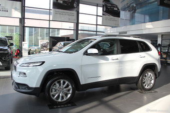 2014款自由光2.4L自动精锐版