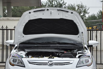 2014款力帆X50 1.5L手动豪华型