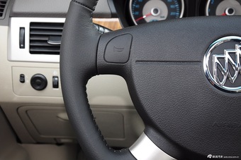 2015款凯越1.5L手动尊享型