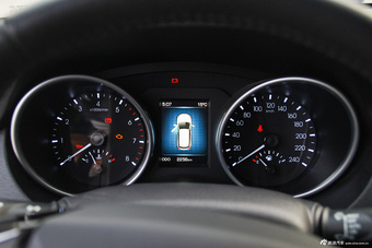 2015款哈弗H6 Coupe 2.0T手动两驱尊贵型