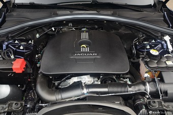 2016款捷豹F-PACE 2.0T自动都市尊享版