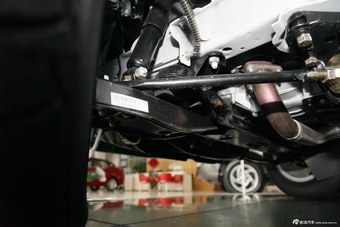 2013款瑞风M5 2.0T自动商务版