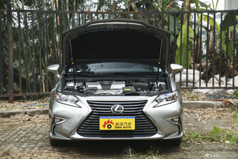 2015款雷克萨斯ES 2.0L自动200精英版图片