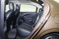 2013款标致301 1.6L自动尊贵版到店实拍