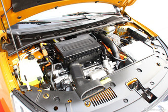 2014款比亚迪秦1.5T旗舰型