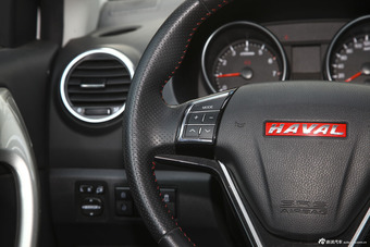 2015款哈弗H6升级版1.5T手动两驱尊贵型