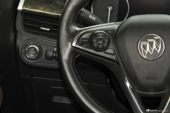 2016款昂科威2.0T自动四驱全能运动旗舰型28