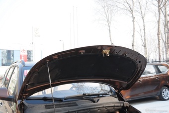 2015款宝骏730 1.8L手动舒适型