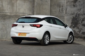 2016款威朗轿跑1.5L自动领先型15S