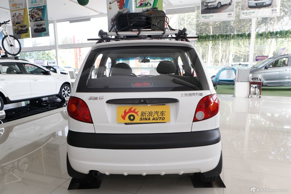 2012款乐驰1.0 P-TEC手动优越型