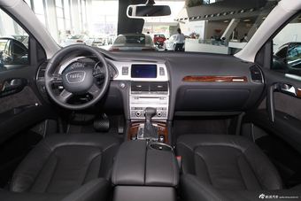 2014款奥迪Q7 35 TFSI进取型