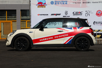 2015款MINI COOPER S 2.0T手动