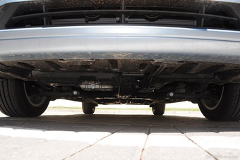 2015款吉利远景1.3T手动尊贵型