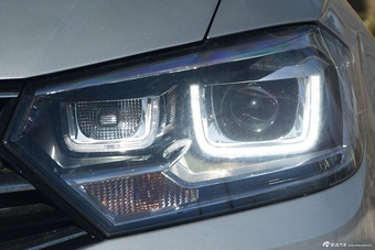 2016款宝来1.4T自动豪华型230TSI