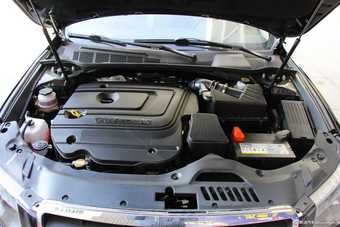 2015款吉利EC8 2.0L自动精英型到店实拍