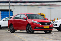 2014款众泰Z300 1.5L手动新视界豪华型