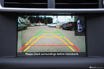 2015款雪铁龙C4L 1.2T自动尊贵版