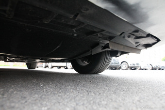 2014款雪铁龙C5 1.6T自动尊贵型