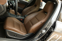 2015款奔驰GLA260 2.0T自动4MATIC 运动型