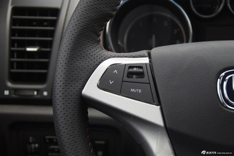 2016款CS35 1.6L自动尊贵型国IV