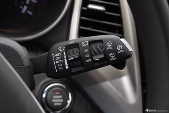 2015款蒂维拉 1.6L自动两驱致炫版