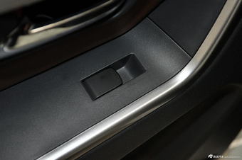 2013款天语SX4酷锐1.6L手动运动型