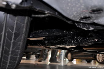 2012款凯美瑞尊瑞混动2.5HG豪华版