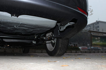 2013款东风风神S30 1.6L 手动尊雅型