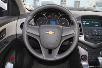 2015款科鲁兹1.5L自动经典SE AT