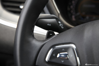 2014款林肯MKC 2.0T自动两驱尊雅版