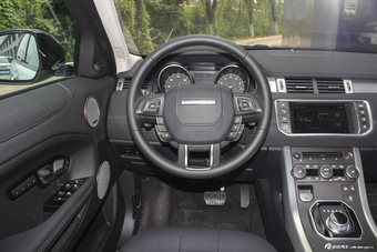 2016款揽胜极光2.0T自动SE PLUS 智享版