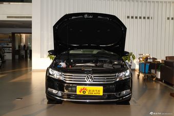 2013款迈腾1.8TSI领先型