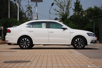 2015款朗逸1.2TSI DSG 蓝驱技术版