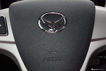 2014款北汽幻速S3 1.5L手动豪华型（国5）