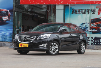 2015款海马福美来1.6L自动品尚型