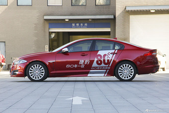 2015款捷豹XF3.0自动SC R-Sport豪华版