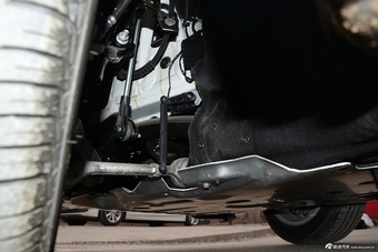 2016款宝马1系118i 1.5T自动都市设计套装