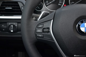 2016款宝马3系GT 328i 2.0T自动设计套装型