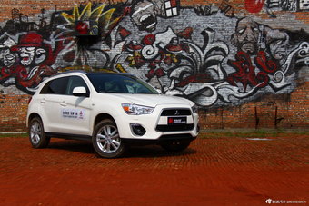 2013款广汽三菱劲炫