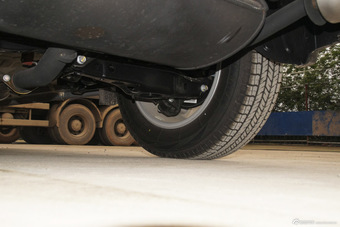 2016款CS75 1.8T 自动尊贵版国4