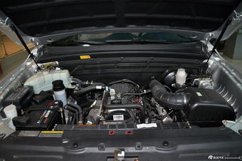 2012款奥轩G5 2.4L手动精英版四驱