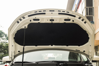 2016款观致3两厢1.6L自动致悦型