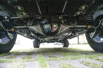 2016年北京BJ80 2.3T手动尊贵版