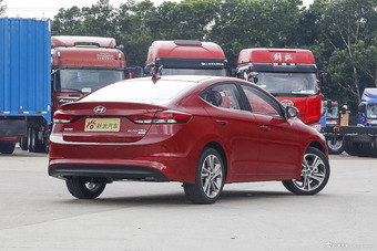 2016款领动 1.6L自动智炫精英型