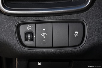 2015款索兰托L 2.4L GDI汽油四驱精英版