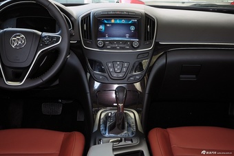 2015款君威2.0T自动GS燃情运动版