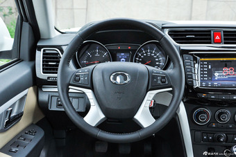 2014款风骏6 2.0T四驱领航型4D20B