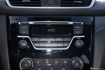 2016款逍客1.2T自动XE时尚版