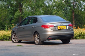 2014款雪铁龙C4L 1.6THP自动智驱劲智版