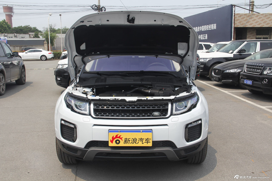 2016款揽胜极光2.0T自动SE PLUS 智享版